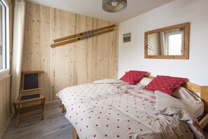 2 chambres, fer et planche à repasser, Wi-Fi gratuit