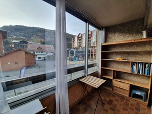 Interni