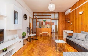 House | Living room | TV