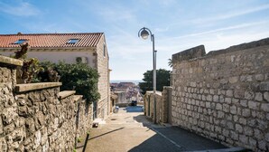 Unclassified image, 3 of 29, button - Stunning Apartment in Dubrovnik With Wifi and 2 Bedrooms (Dubrovnik)