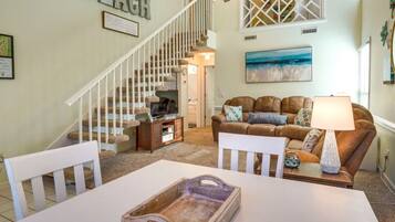 Een smart-tv en een dvd-speler