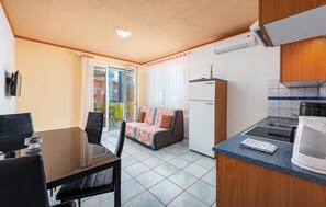 Apartment | Wohnzimmer | Fernseher