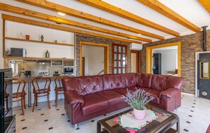 House | Living room | TV