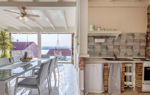 حمّام سباحة خارجي