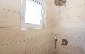 Apartment | Badezimmer