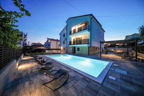 Apartment | Pool