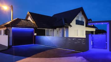 House | Exterior