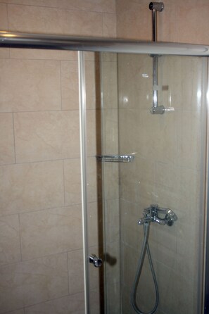 Shower - Ozgor Apart Otel 2 (Alanya)