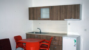 Private kitchenette - Ozgor Apart Otel 2 (Alanya)