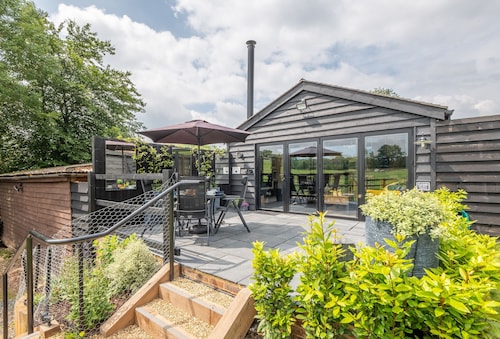 The Haybarn has been beautifully renovated and tastefully furnished