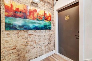Interior - Vaughn Lofts # 4 (Cincinnati)