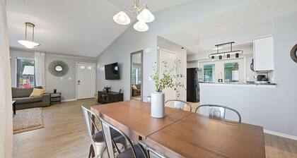 Adorable 3 bed, 1.5 bath Ranch Home with fenced yard