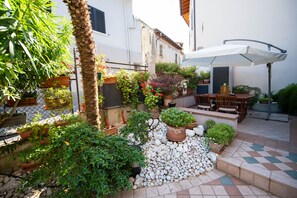 Classic Apartment, 2 Bedrooms | Terrace/patio - Il Cortiletto - Appartamento Anna (Manerba del Garda)