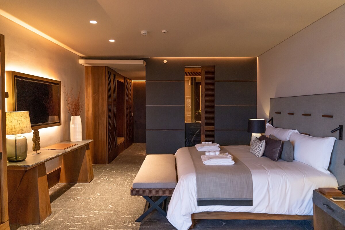 Junior Suite King Tropical View | View from room