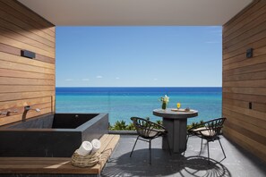 Preferred Club Junior Suite King Ocean Front | 客房景觀