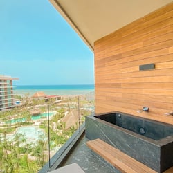 Preferred Club Junior Suite Double Ocean View | 1 bedroom, premium bedding, minibar, in-room safe