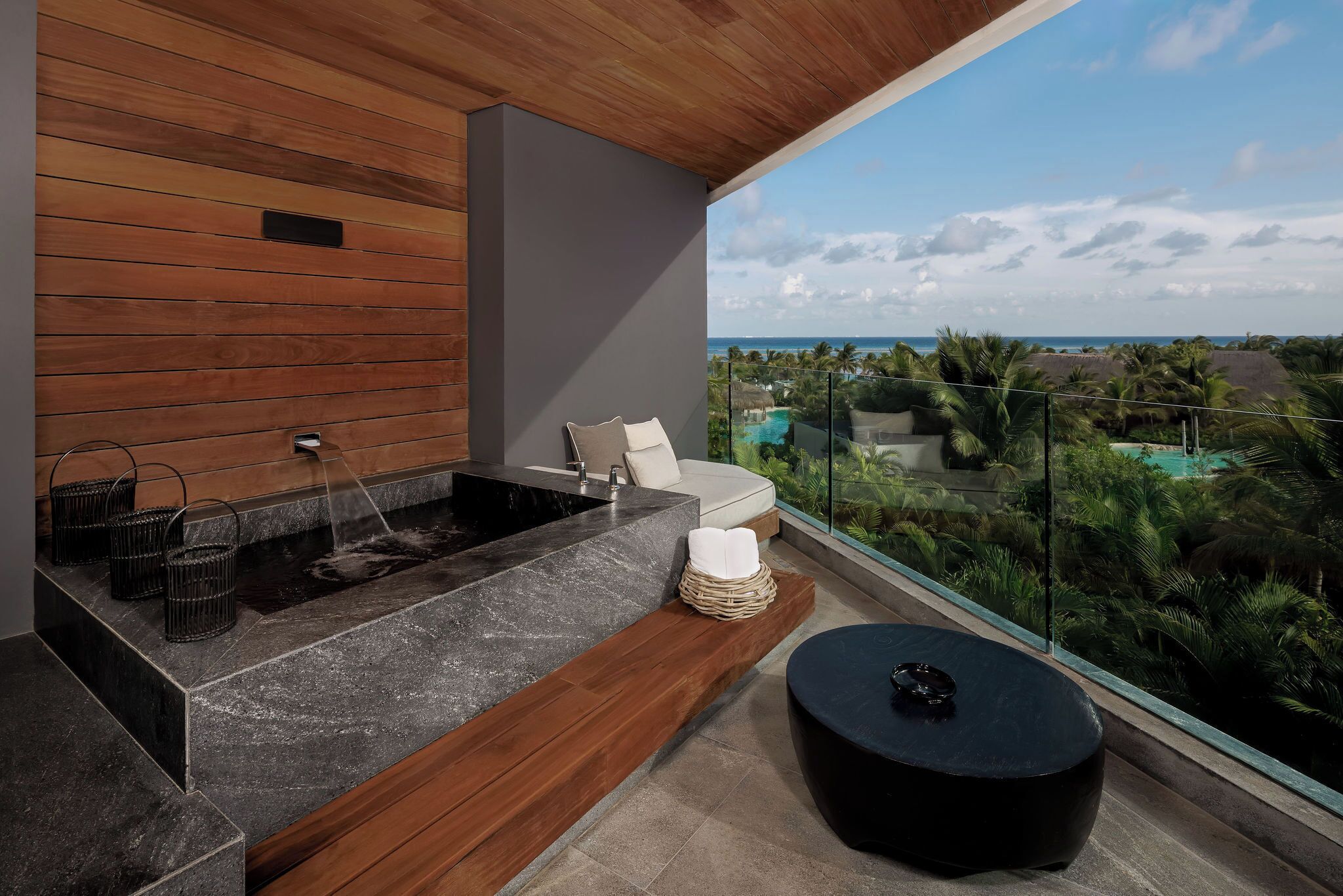 إطلالة من الشرفة