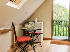 Cottage | Interior - Milford Tree Tops (Craven Arms)