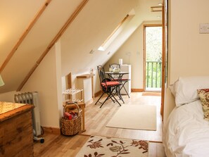 Cottage | Interior - Milford Tree Tops (Craven Arms)