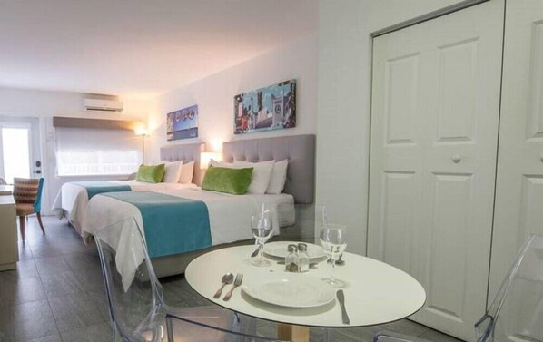 Iron/ironing board, WiFi - Miami Cozy Junior Suite Close to the Beach for Weekend Getaway (Miami Beach)