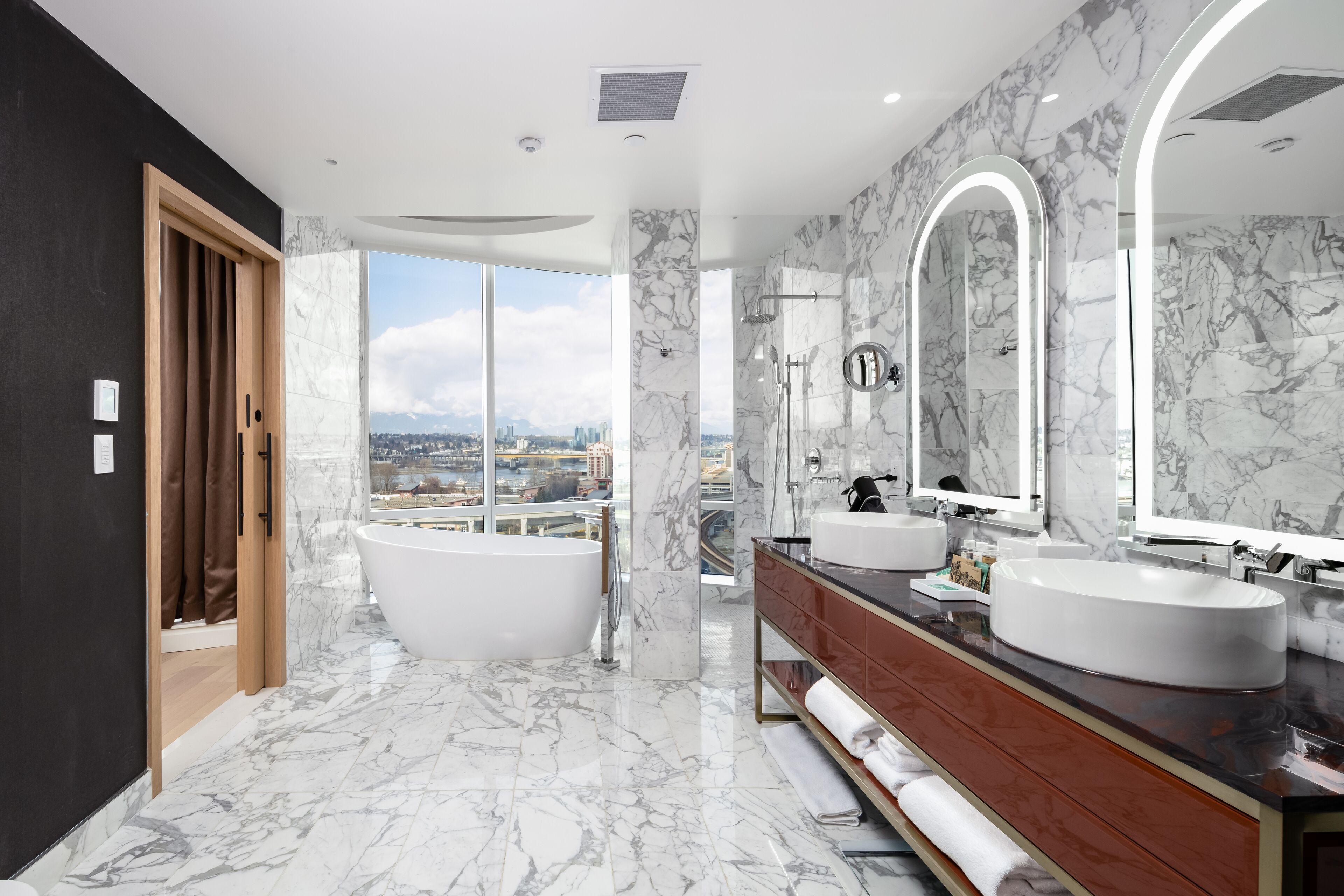 luxury suite, 2 bedrooms | bathroom | designer toiletries, hair dryer, bathrobes, slippers