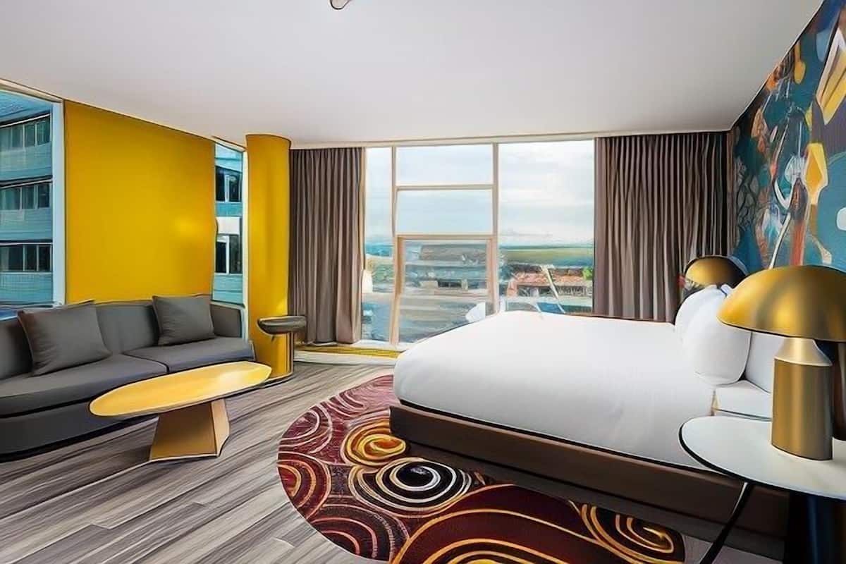 1 bedroom, premium bedding, down comforters, pillowtop beds