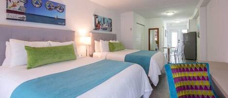 Fer et planche Ă repasser