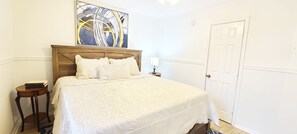 2 bedrooms, desk, iron/ironing board, travel crib