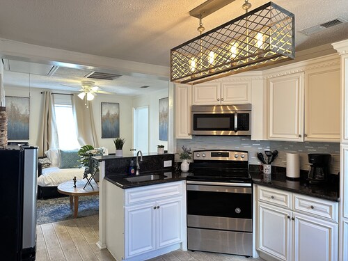 Uptown New Orleans Home -7 mins to FQ Free Parking