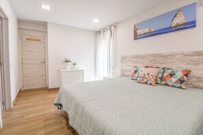 2 chambres, fer et planche à repasser, Wi-Fi gratuit