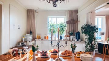 Petit déjeuner continental compris tous les jours