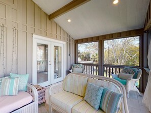 House, Multiple Beds (La De Da House) | Balcony - La De Da House (Tybee Island)