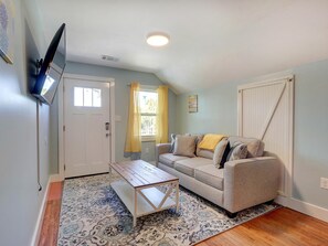 Condo, varias camas (Sundial Inn Unit 3) | Sala de estar