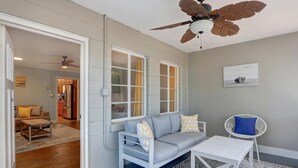 House, Multiple Beds (Sundial Inn) | Living area - Sundial Inn (Tybee Island)