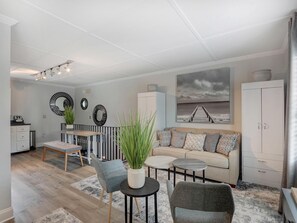 公寓客房, 多張床 (Broughton Deco) | 客廳