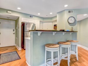 ハウス ベッド (複数台) (Oleander Oasis) | 専用キッチン