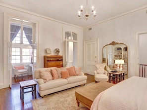 Townhome, 4 Bedrooms (Elsewhere on Madison Square Main) | 5 bedrooms - Elsewhere on Madison Square (Savannah)