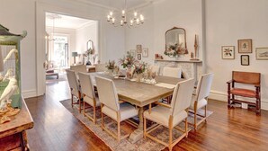 Townhome, 4 Bedrooms (Elsewhere on Madison Square Main) | Private kitchen - Elsewhere on Madison Square (Savannah)
