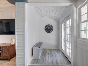 House, Multiple Beds (Lemon Drop)