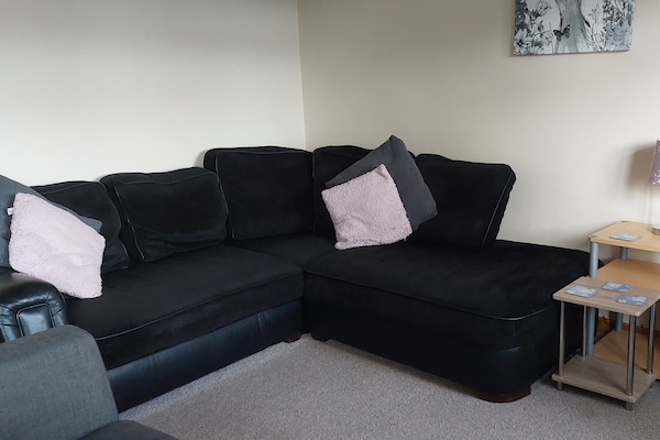 Large Corner Unit with views to country side