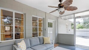 Apartment, Mehrere Betten (Sundial Inn Unit 1) | Wohnzimmer
