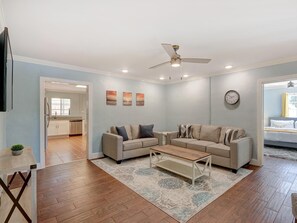 Condo, Multiple Beds (Sundial Inn Unit 1) | Living room