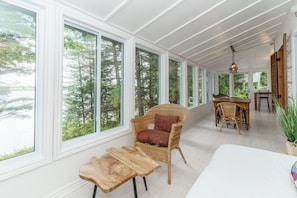 5 chambres, coffres-forts dans les chambres, bureau, Wi-Fi gratuit
