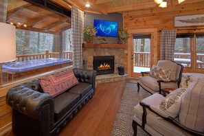 Smart TV, fireplace