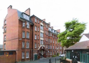 Exterior - Central 1 BR Apartment *Zone 1* Elephant and Castle (London)