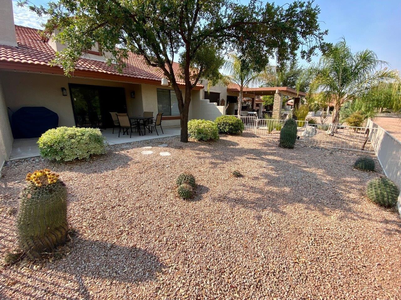 5th Hole Townhouse w/ access to Golf, Trail and Pool!