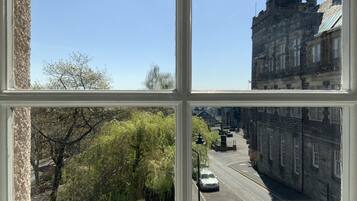 Apartemen Desain, 2 kamar tidur | Pemandangan dari kamar