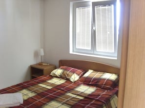 Apartment | 2 bedrooms, bed sheets - Panorama View 2-bed Apartment in Sutomore (Sutomore)