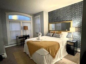 1 bedroom, memory-foam beds, iron/ironing board, WiFi