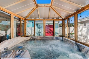 Baignoire à remous extérieure